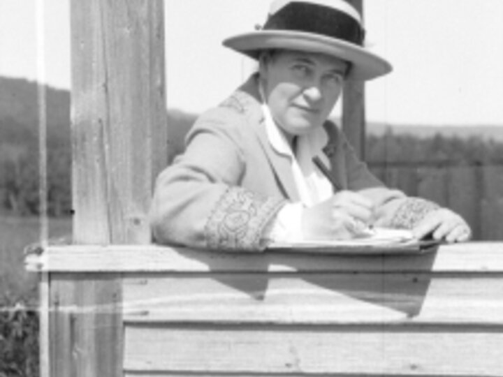 Archive photo of Willa Cather writing